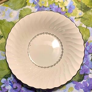 9” China serving bowl